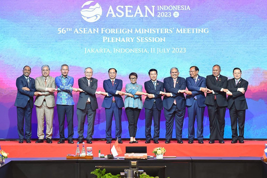 Các Bộ trưởng Ngoại giao ASEAN nhấn mạnh yếu tố lòng tin trong xử lý vấn đề biển Đông
