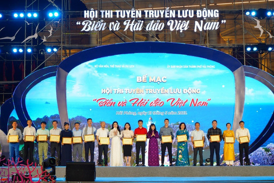 Kết thúc Hội thi Tuyên truyền lưu động “Biển và Hải đảo Việt Nam”