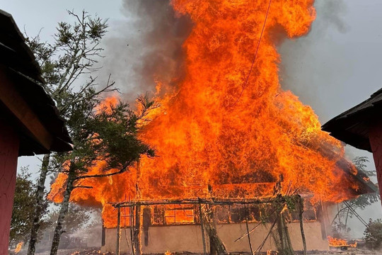 Một vụ cháy lớn tại cơ sở kinh doanh dịch vụ du lịch ở Sa Pa