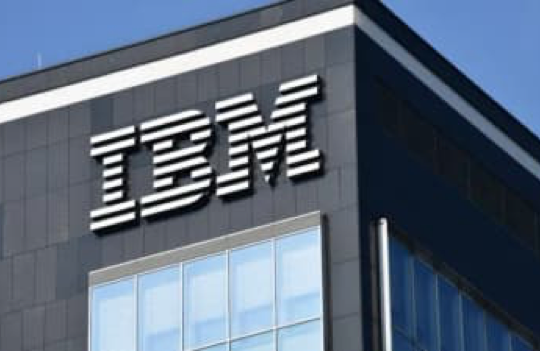 IBM dự báo doanh thu năm 2024 tăng mạnh nhờ cơn sốt AI