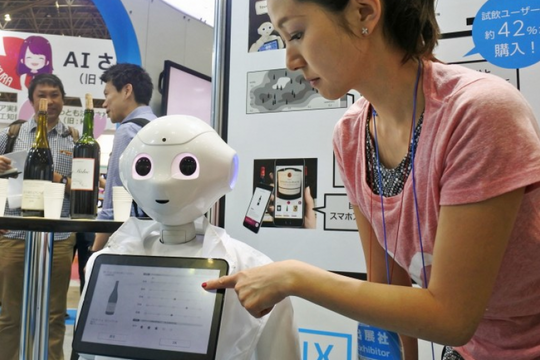 Cân bằng cơ hội và rủi ro của AI : Bài học từ Nhật Bản