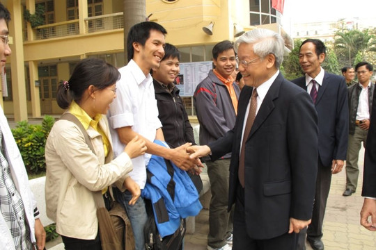 Tổng Bí thư Nguyễn Phú Trọng - Nhà báo say mê, yêu nghề, ham học hỏi