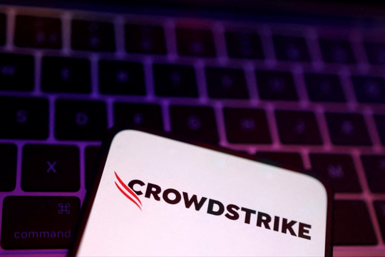 CrowdStrike bị kiện tập thể