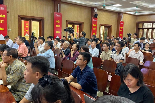 Các nhà khoa học thảo luận về giải pháp phòng tránh từ thảm họa Làng Nủ