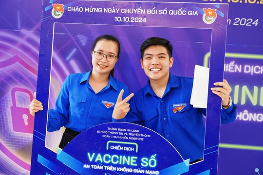 Đoàn Thanh niên Bộ TT&TT ra mắt sổ tay “Thanh niên công nghệ số cộng đồng”