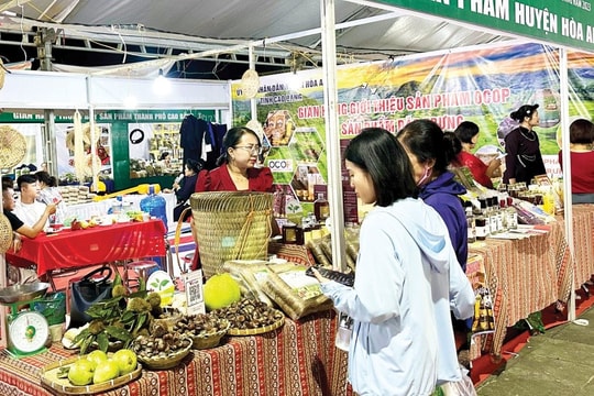 Cao Bằng thúc đẩy chuyển đổi số để đưa các sản phẩm, dịch vụ đặc trưng đến gần hơn với người tiêu dùng trong và ngoài nước