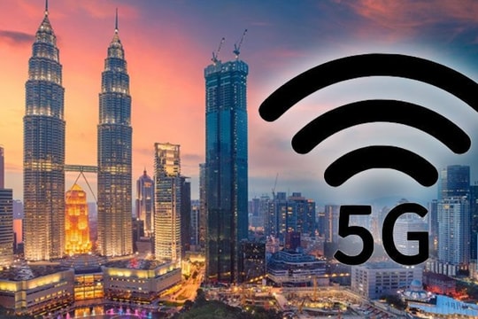 Malaysia gây “sốc” khi trao giấy phép mạng 5G thứ hai