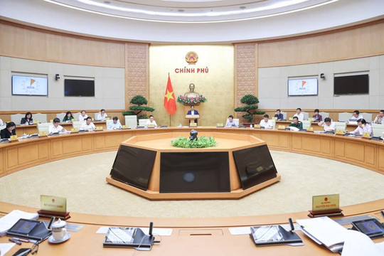 Thúc đẩy mạnh mẽ các động lực tăng trưởng mới, đặc biệt là chuyển đổi số quốc gia