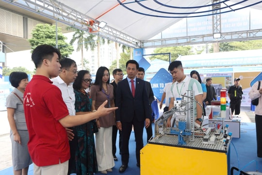 Hà Nội thúc đẩy các nỗ lực hỗ trợ doanh nghiệp chuyển đổi số