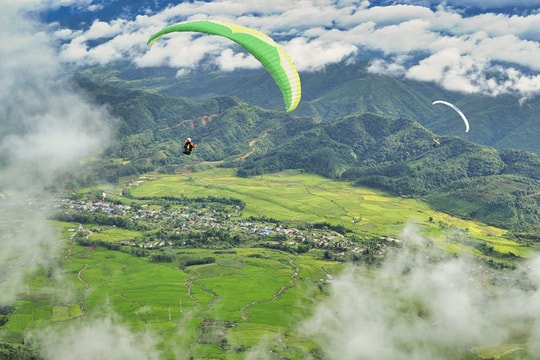 Thưởng thức món mèn mén tại Tuần Du lịch-Văn hóa Lai Châu 2014
