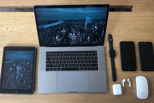 CEO Apple: Việt Nam vẫn là nước xuất xứ toàn bộ iPad, Mac, Watch, AirPods được bán tại Mỹ