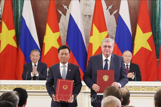 Thỏa thuận hợp tác giữa Đại học Quốc gia Hà Nội và Đại học Quốc gia Quan hệ Quốc tế Moskva