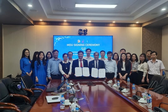 Học viện Công nghệ Bưu chính Viễn thông đẩy mạnh hợp tác quốc tế trong lĩnh vực điện, điện tử