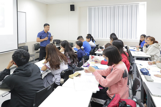 Đại học Quốc gia Hà Nội xây dựng đội ngũ giảng viên, nhà khoa học đến năm 2031