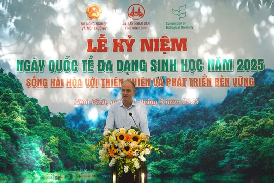 Sống hài hòa với thiên nhiên và phát triển bền vững