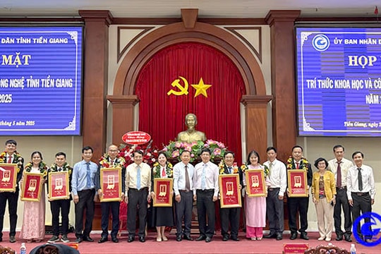 Tiền Giang: Vinh danh cống hiến của đội ngũ trí thức khoa học và công nghệ