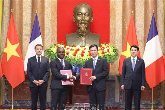 Việt Nam - Pháp: Hợp tác thúc đẩy S.T.I.D và năng lượng hạt nhân