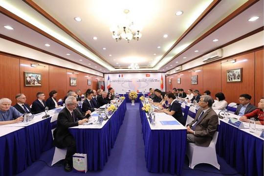 Hợp tác giáo dục và khoa học giữa Việt Nam và Cộng hòa Pháp