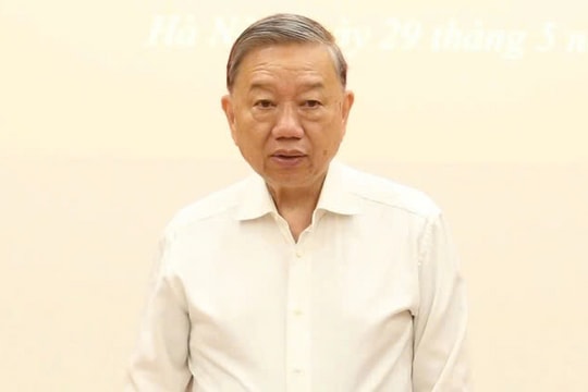 Không quốc gia nào hùng cường khi khoa học và công nghệ yếu kém