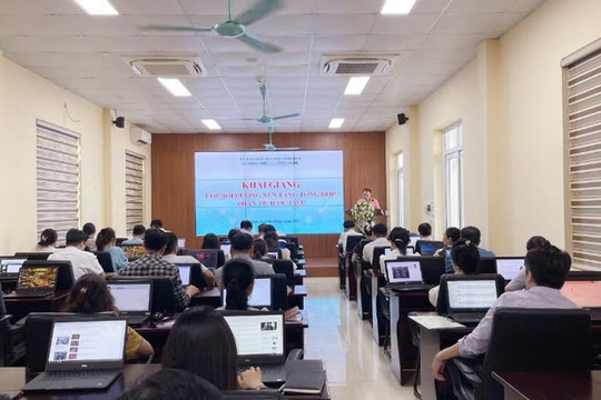 Ninh Bình: Bồi dưỡng nâng cao nhận thức, kỹ năng số phục vụ chuyển đổi số năm 2025