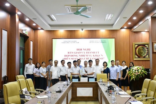 Nam Định: Bàn giao và thanh lý hợp đồng nhiệm vụ khoa học và công nghệ “Biên soạn Địa chí Nam Định”