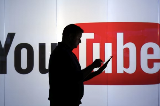 Cơ quan quản lý Australia kêu gọi cấm trẻ em dưới 16 tuổi dùng YouTube