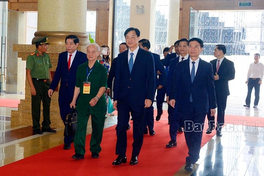 Lãnh đạo Bộ KH&CN dự lễ công bố sáp nhập đơn vị hành chính tại nhiều địa phương