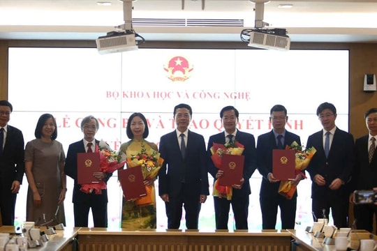 Bộ KH&CN công bố, trao quyết định bổ nhiệm lãnh đạo 4 đơn vị