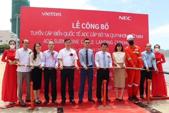 Xây dựng hạ tầng kết nối toàn cầu, Viettel hỗ trợ doanh nghiệp Việt vươn ra thế giới