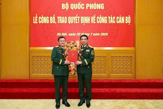 Người đứng đầu Tập đoàn Viettel được thăng quân hàm Trung tướng