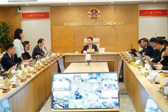 Chuyển đổi để ngành viễn thông hoạt động một cách toàn diện hơn