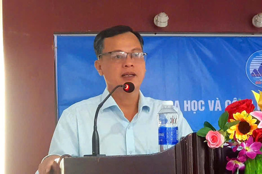 Sinh viên Đà Nẵng tình nguyện hỗ trợ chuyển đổi số tại cấp cơ sở