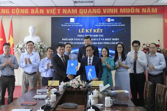 Lâm Đồng - VNNIC ký kết hợp tác hợp tác phát triển hạ tầng số, thúc đẩy hiện diện trực tuyến an toàn