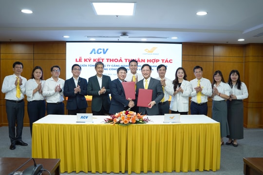 Bưu điện và Cảng Hàng không Việt Nam hợp tác phát triển hạ tầng chuỗi cung ứng hiện đại