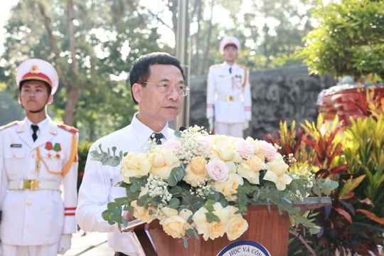 Bộ KH&CN dâng hương tưởng niệm liệt sĩ ngành Bưu điện tại Tây Ninh