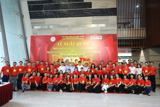 Cục Tần số vô tuyến điện tổ chức Lễ Xuất quân đảm bảo an toàn thông tin liên lạc phục vụ Đại lễ