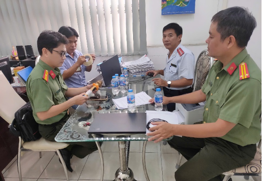 Xử phạt các tổ chức, cá nhân sử dụng micro không dây có tần số hoạt động không đúng quy định