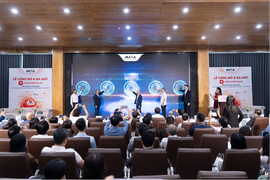 Nền tảng giúp phổ cập AI cho mọi tổ chức, hộ kinh doanh và gia đình
