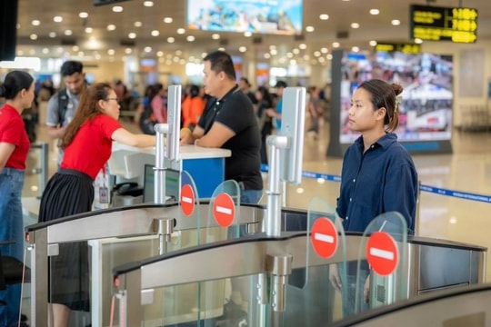 Triển khai xác thực sinh trắc học VNeID tại 100% sân bay trên toàn quốc