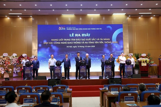 Ra mắt Mạng lưới trung tâm đào tạo xuất sắt và tài năng lĩnh vực công nghệ giao thông và hạ tầng tiên tiến, thông minh