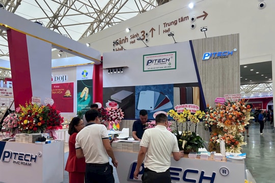Tấm ốp đa năng than tre thương hiệu Pitech: Sản phẩm thân thiện với môi trường, phù hợp với các công trình hiện đại