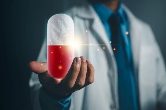 AI giúp khám phá kháng sinh mới điều trị bệnh viêm ruột