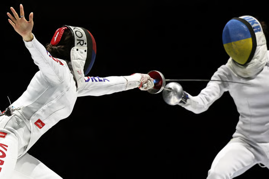 ‏Thuận tay trái - lợi thế tự nhiên trong thể thao‏