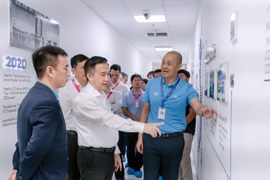 TP Hồ Chí Minh cần có cơ chế mạnh hơn để thúc đẩy hạ tầng số, nhân lực AI và cơ chế cho kinh tế tư nhân