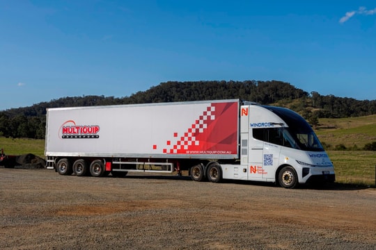 Úc thử nghiệm thành công xe tải điện đường dài không phát thải