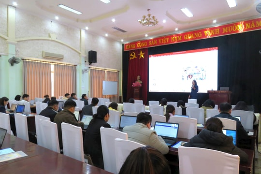 Tập huấn chuyên môn, nghiệp vụ Quản lý nhà nước cho công chức phụ trách lĩnh vực khoa học, thông tin