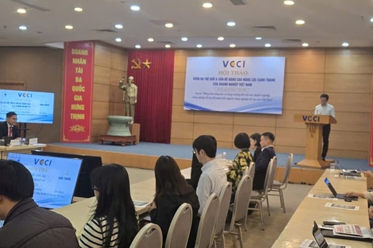 Vươn ra thế giới và vấn đề nâng cao năng lực cạnh tranh của doanh nghiệp Việt Nam