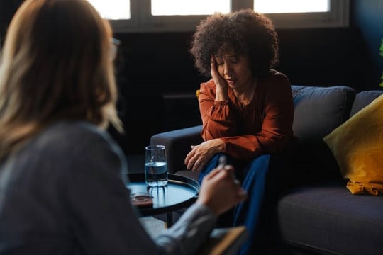 Các nhà nghiên cứu nhọc nhằn vượt qua sang chấn gián tiếp