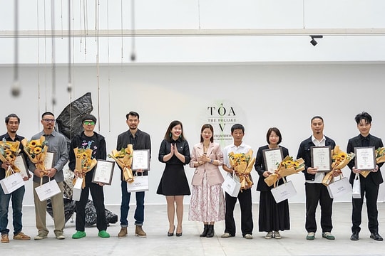 Triển lãm “Tỏa V - Điểm chạm khoa học”: Cuộc đối thoại giữa nghệ thuật và trí tuệ nhân loại