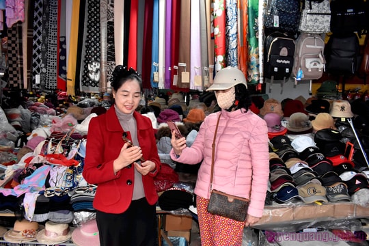 Tuyên Quang: "Chợ thanh toán không tiền mặt" mở hướng thoát nghèo bền vững